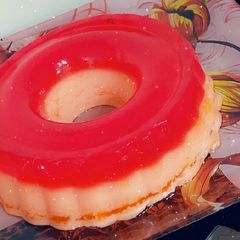 A picture of Strawberry egg pudding.