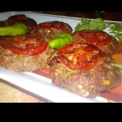 A picture of Chapli kabab.