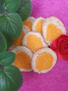 व्हॅनिला कुकीज (vanilla cookies recipe in marathi) रेसिपी चे मुख्य फोटो