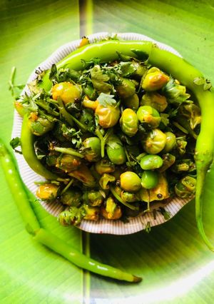 A picture of Lilva beans Broccoli bhaji.