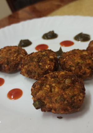 A picture of Sprouted Green Gram Pakoda.