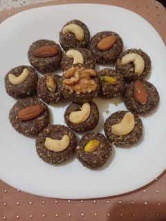 صورة لوصفة حلويات بالغرس ومكسرات مفيد للصحة