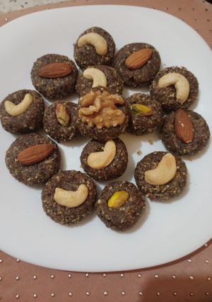 صورة لوصفة حلويات بالغرس ومكسرات مفيد للصحة