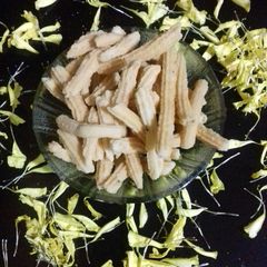A picture of Murukku.