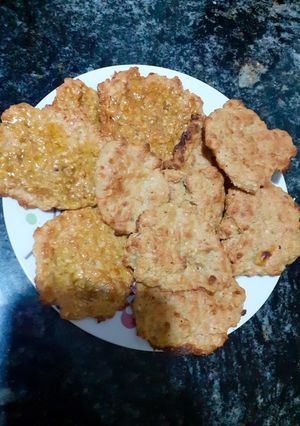 Una foto de Galletitas de Nestum de Banana con avena para Bebés/Niñ@s