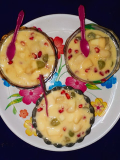 "பழங்கள் கஸ்டார்ட்"(Fruits Custard) செய்முறை முக்கிய புகைப்படம்