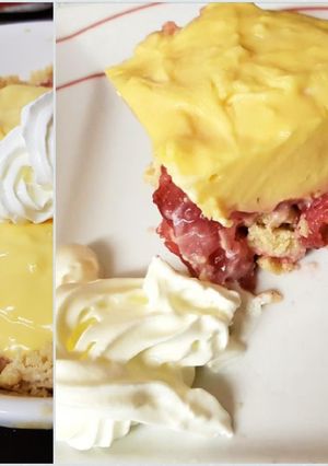 A picture of My Strawberry and Custard no bake tart. 😋.