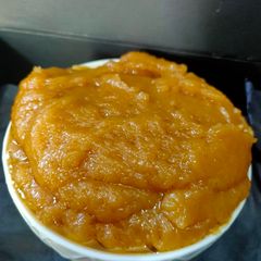 A picture of Kadha prasad.
