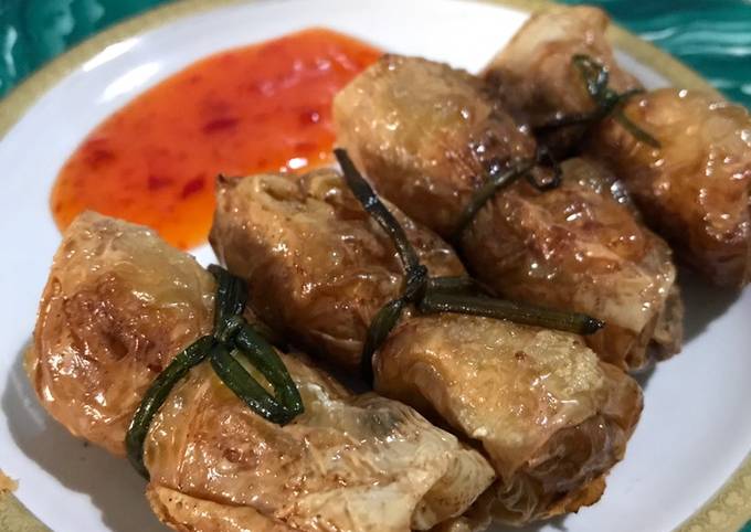 Lumpia ayam udang kulit tahu