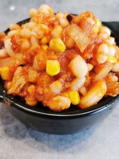 Villám hagymás-paradicsomos-baconös-kukoricás bab füstölt style recept fotója