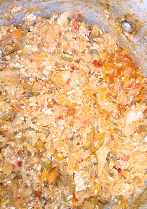 A picture of Veggies soup.
