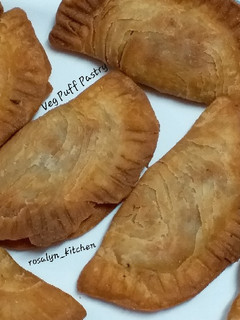 A picture of Veg Puff Pastry.
