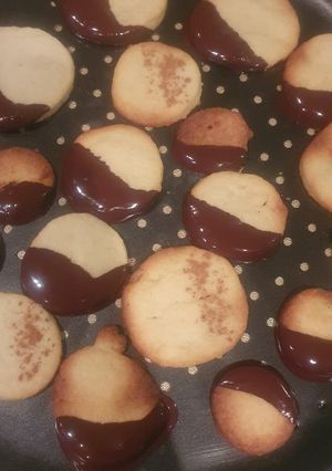 A picture of Mixed butter cookies.