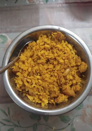 બટાકા પૌવા (Bataka Poha Recipe In Gujarati) રેસીપી મુખ્ય ફોટો