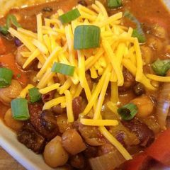 A picture of 3-Bean Vegetarian Chili.
