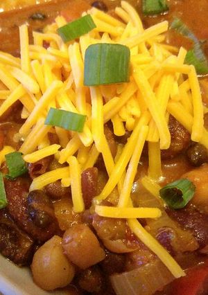 A picture of 3-Bean Vegetarian Chili.
