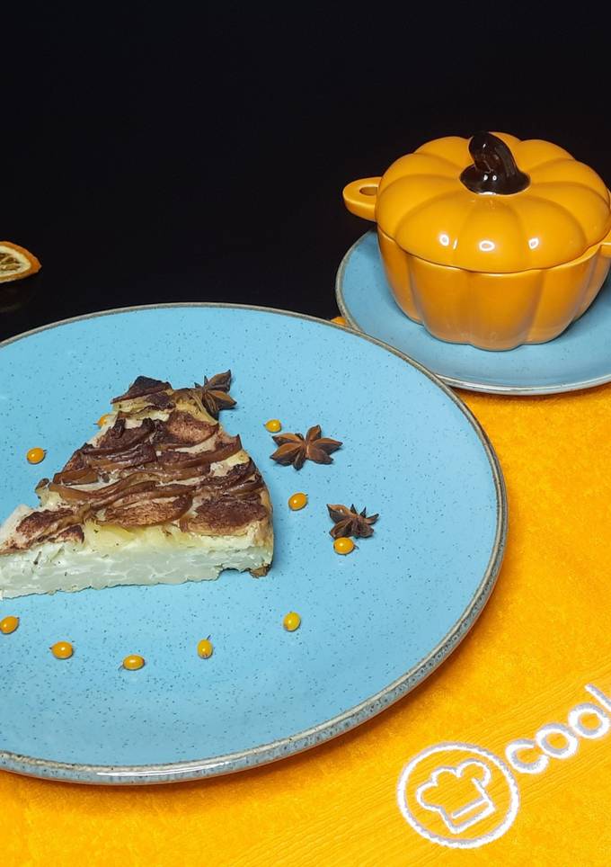 Макаронна запіканка з яблуками