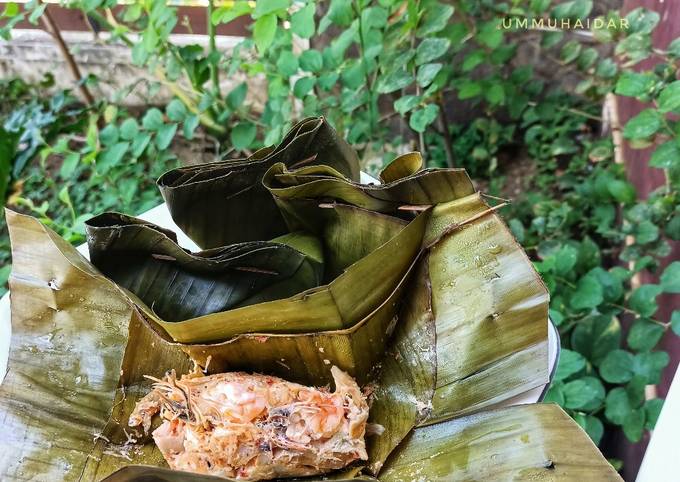 Resep Botok jamur,udang, tahu Anti Gagal