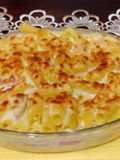 Pastel de plumitas en salsa blanca