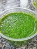 Green Chutney (Coriander and Mint Chutney)