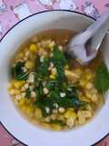 ซุปข้าวโพดหวานโหระพา
