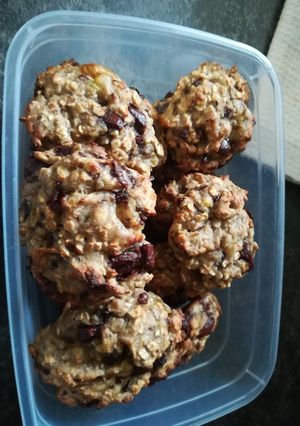 Banános zabpehelykeksz csokidarabokkal recept fotója