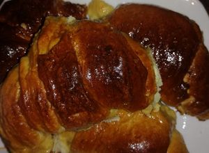 Una foto de Medialunas de Grasa (croissant)