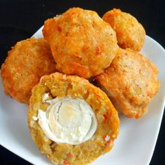 A picture of Yam balls.
