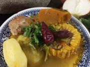 Una foto de almuerzo cazuela