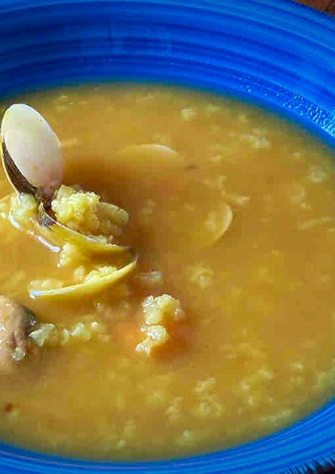 Una foto de Sopa de pescado fácil y barata