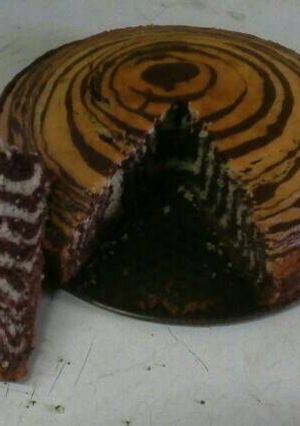 A picture of Tiger hidden Zebra Cake.