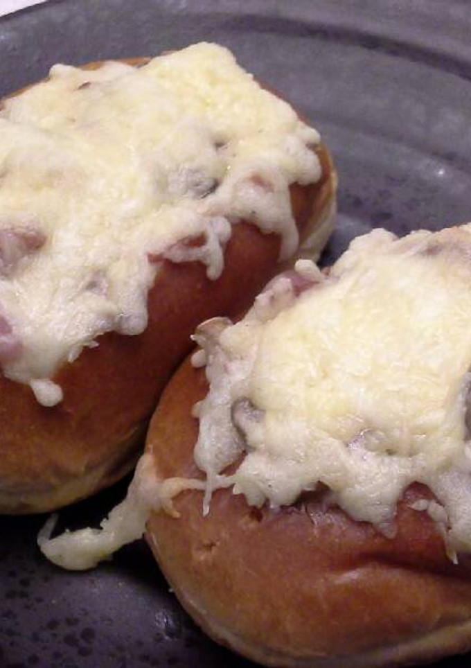 Una foto de Panecillos rellenos de champiñones