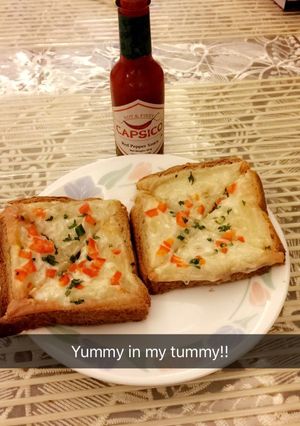 A picture of Cheese chilli toast.