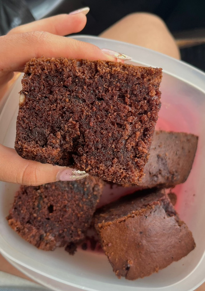 Una foto de Bizcochuelo húmedo de chocolate 😍
