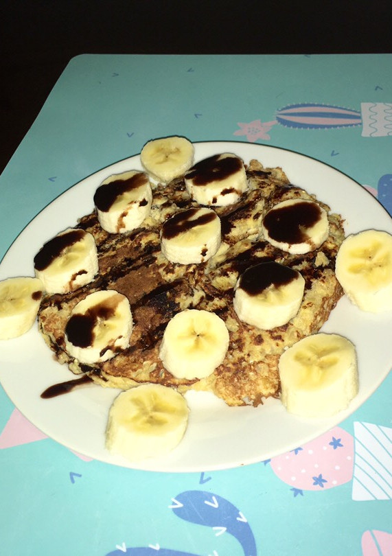 Una foto de Tortitas de avena y plátano