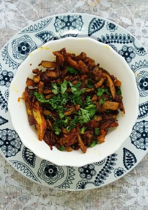 A picture of Bitter gourd and Onion Subji.