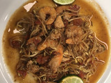 “Fideuá” de pollo y camarón