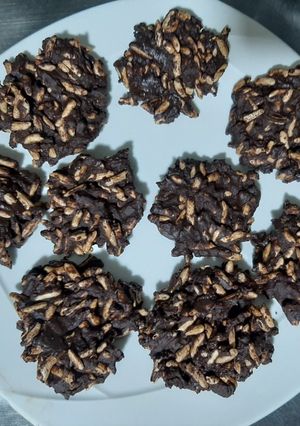 Una foto de Galletas de arroz soplado y chocolate