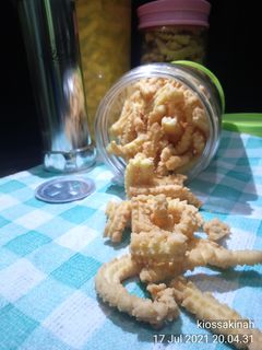 Foto resep Kerupuk Keju Cetakan Cookies (akar kelapa versi baru)