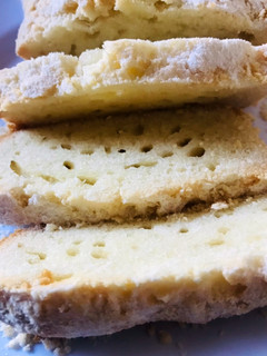 Una foto de Budín de limón sin gluten