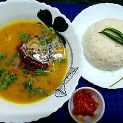 A picture of Bengali Style Masoor Dal.