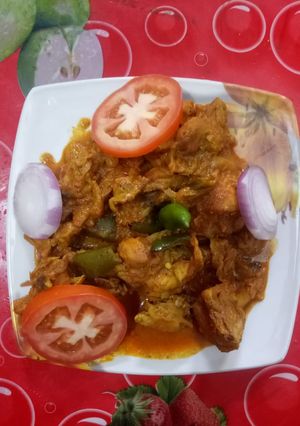 তেল ছাড়া চিকেন কষা(tel chara chicken kosha recipe in Bengali) রেসিপির প্রধান ছবি