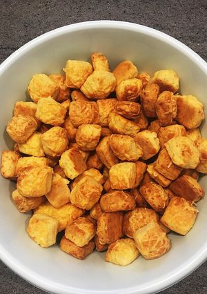 Sajtos kockák (Isteni finom, mint a bolti) recept fotója