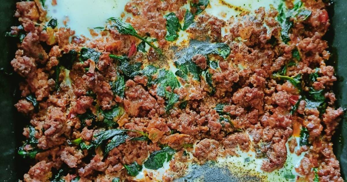 Baked Mince and Spinach Eggs Recipe by Happy Delicacies - Cookpad