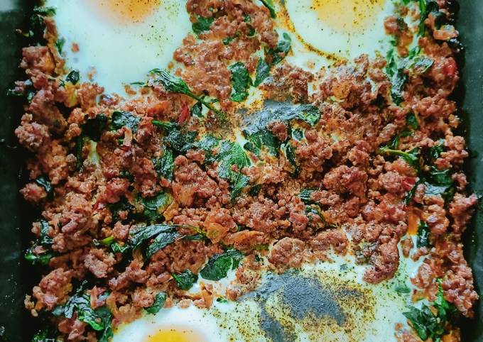 Baked Mince and Spinach Eggs Recipe by Happy Delicacies - Cookpad