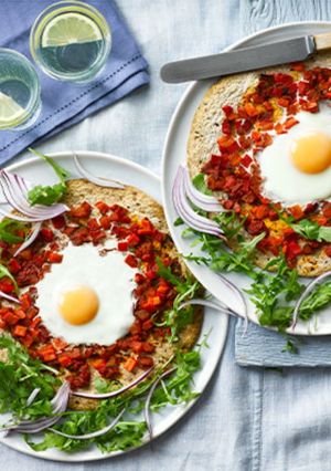 A picture of Chef Ak Diwali special cheesyyy rocket egg pizza.