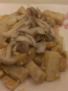 [好菇多多] 菇菇蛋炒蘿蔔糕 的食譜成品照片