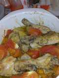 Pollo al horno con verduras y champiñones