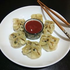 A picture of Chicken open momo.
