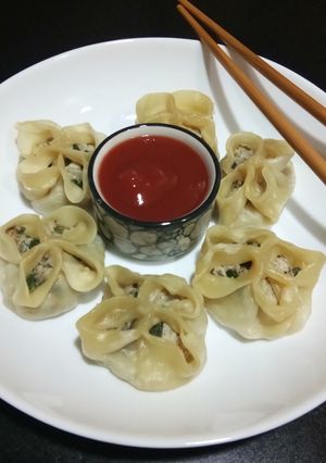 A picture of Chicken open momo.